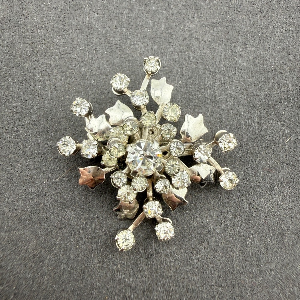 Rhinestone Starburst Floral Brooch Silver Tone Leafy Cluster Vintage Design